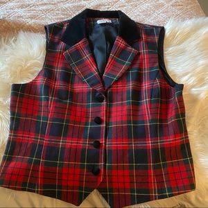 Talbots Women's Red Plaid Vest 100% Wool Button Up